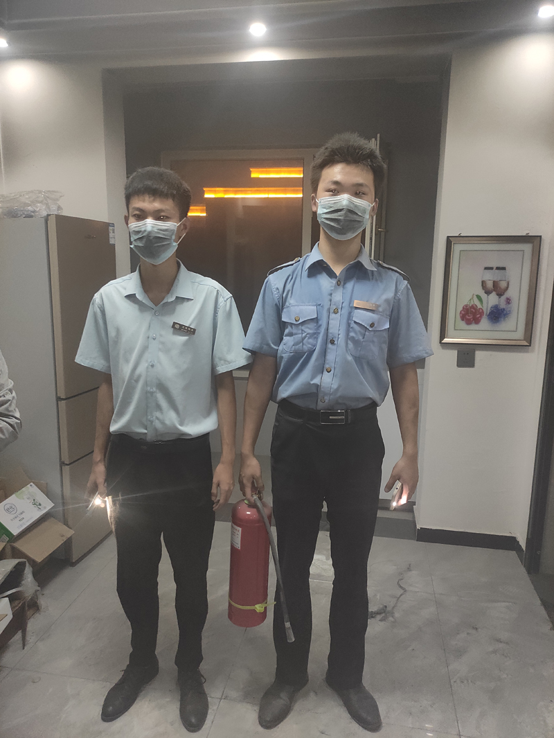 爭分奪秒滅火情，奮勇行動暖人心！